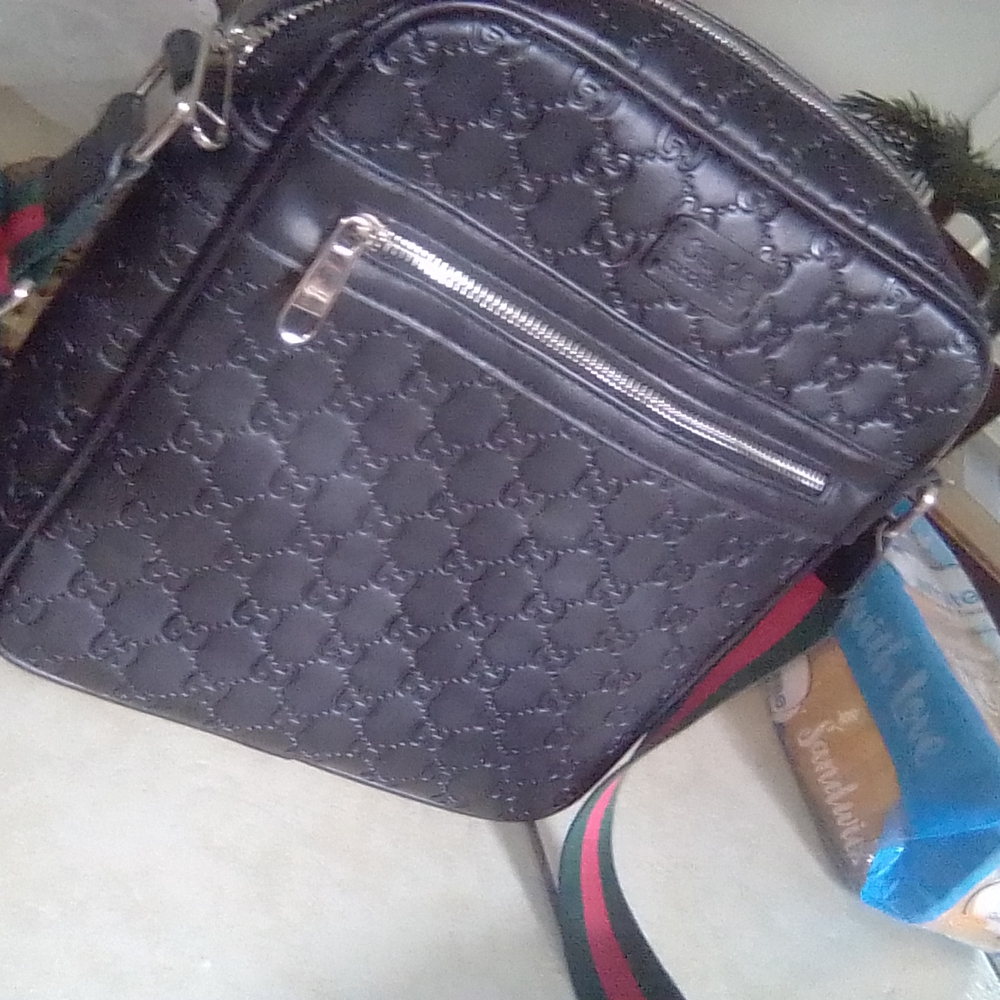 Gucci Black Leather Messenger Bag with Silver Accents